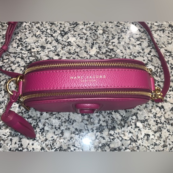 Marc Jacobs crossbody with dust bag and paperwork - Picture 3 of 9